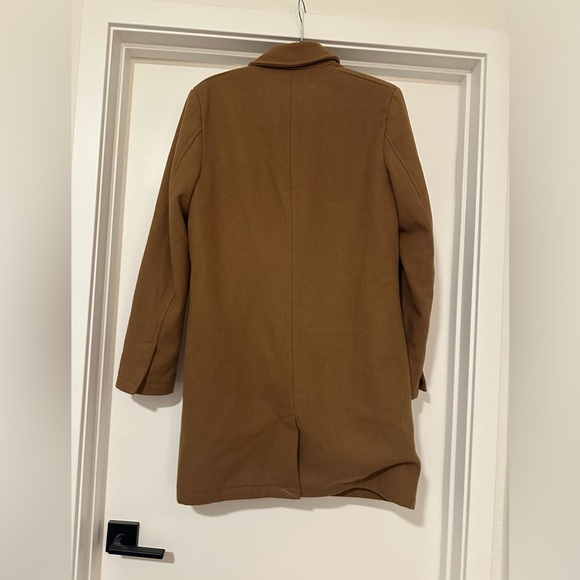 Forever 21 Mens Trench Coat - Picture 2 of 8